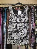 2000s black and white flowy top size 10