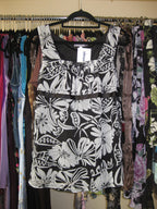 2000s black and white flowy top size 10