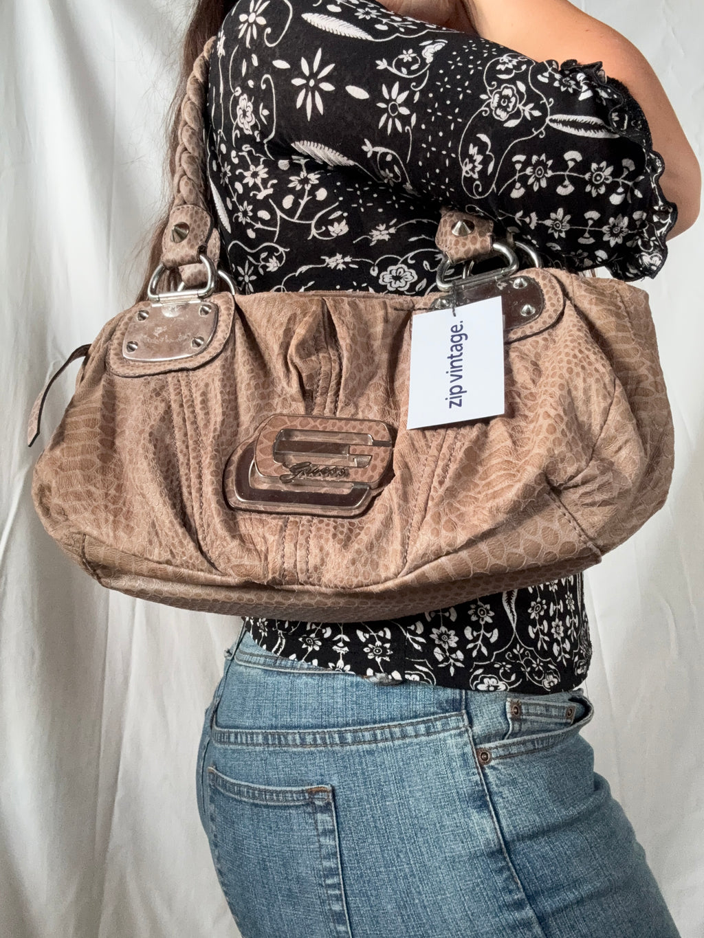 Brown Guess Shoulder Bag - Zip Vintage