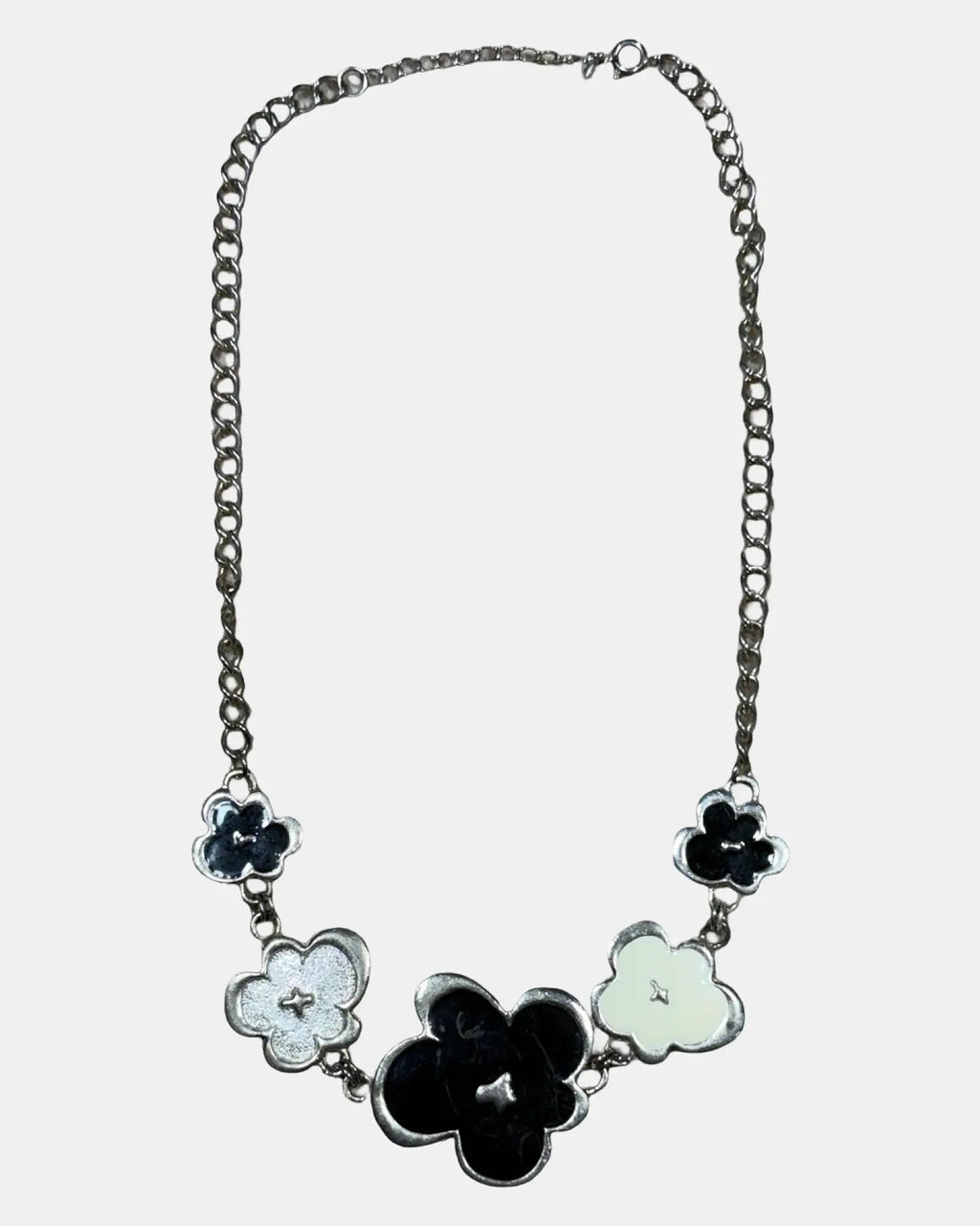 Cunky Flower Necklace
