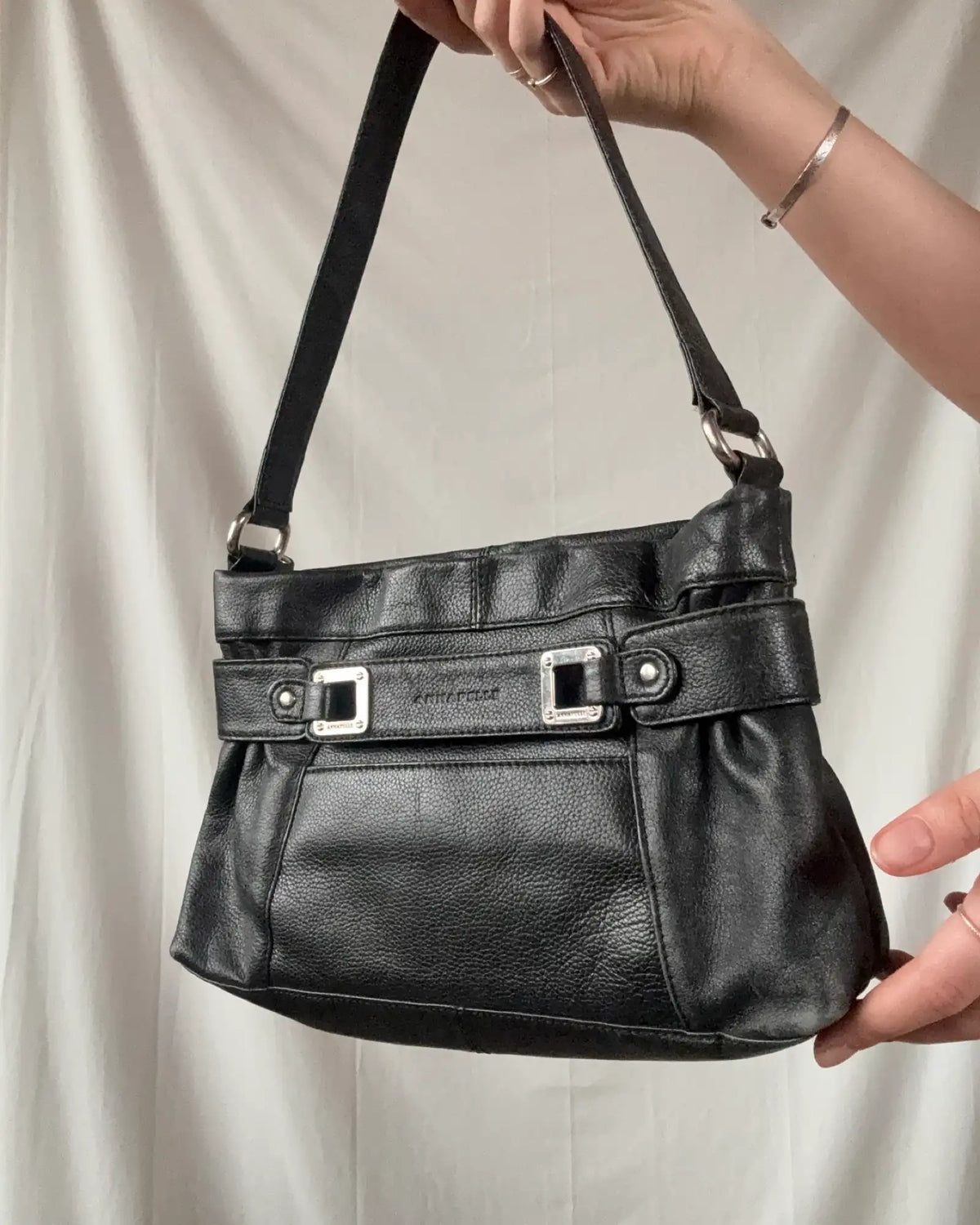 Vintage 90s Style Black Leather Shoulder Bag