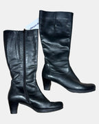 90s Black Leather Boots