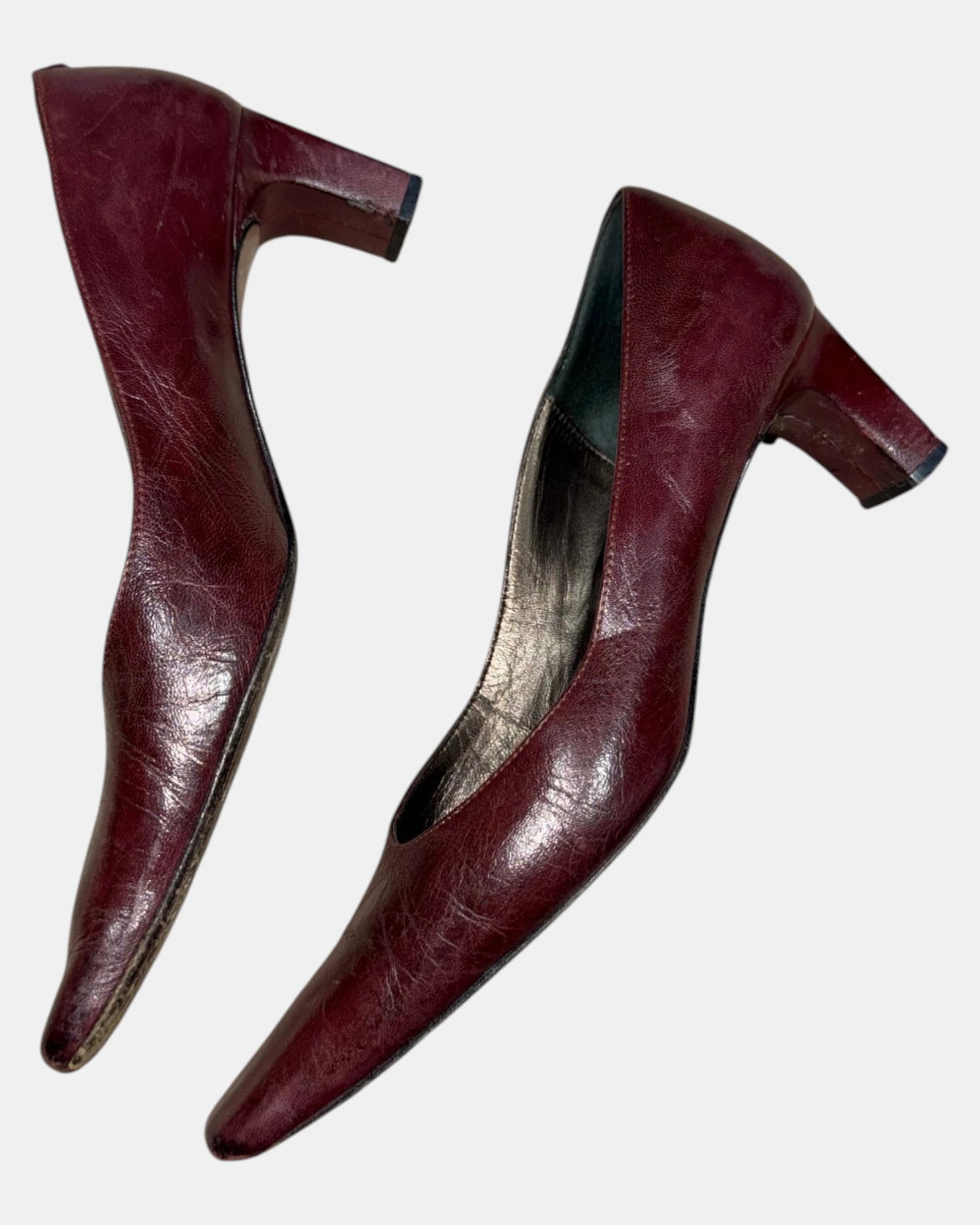 Italian Red Leather Heels with Pointed Toe | Est. Size 7.5 - Zip Vintage
