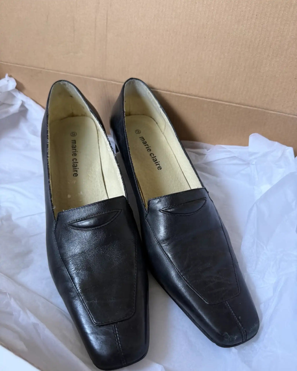 Black Heel Mary Jane Style Shoes