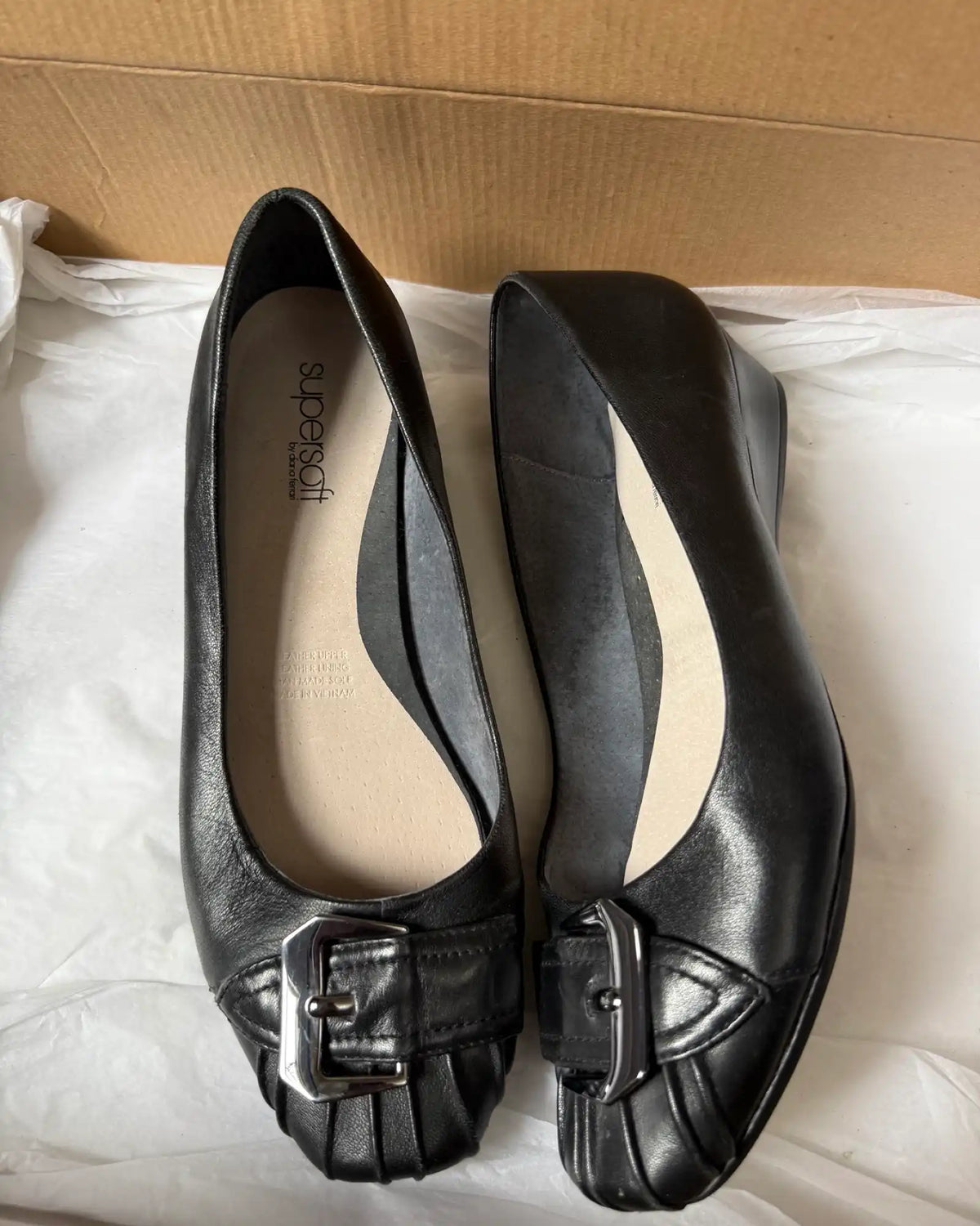Black Leather Ballet Flats