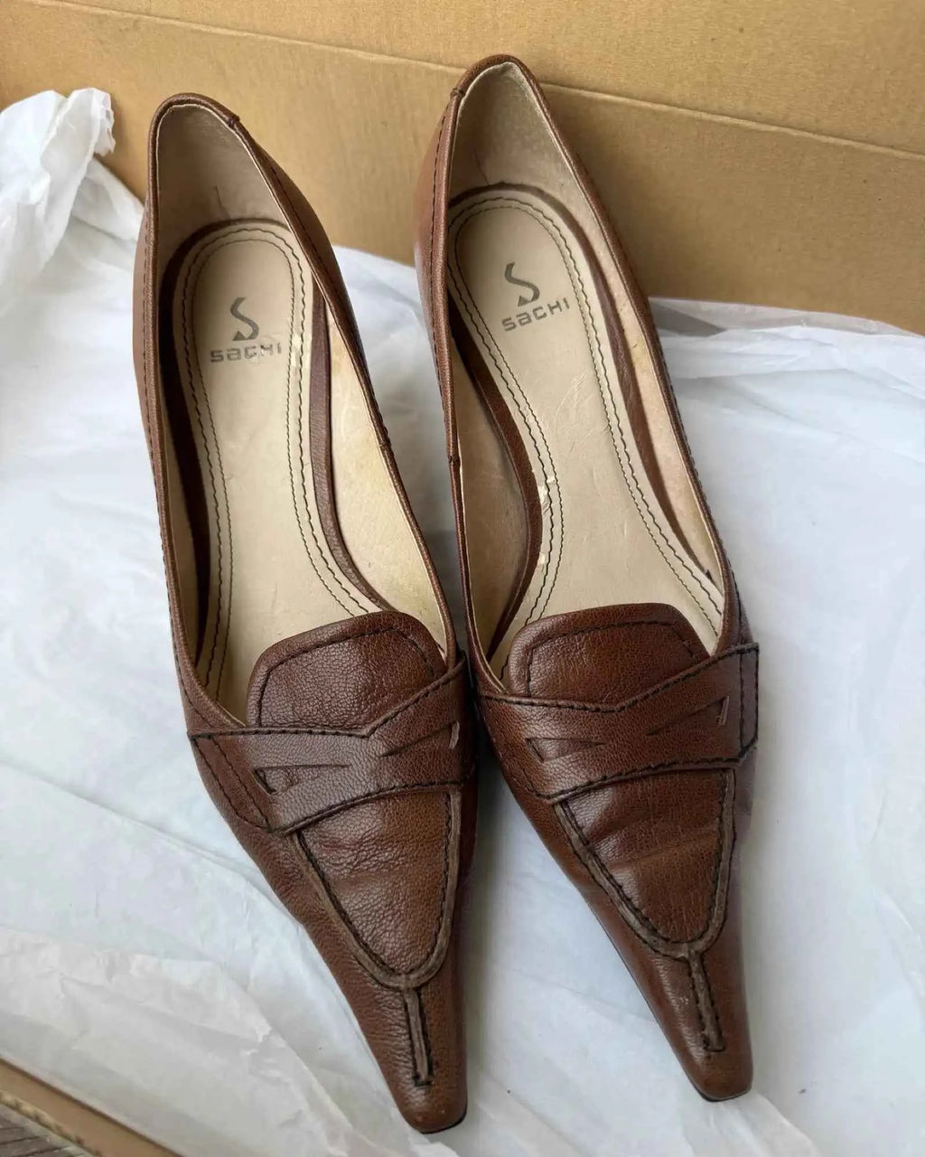 Brown Leather Pointed Toe Kitten Heels