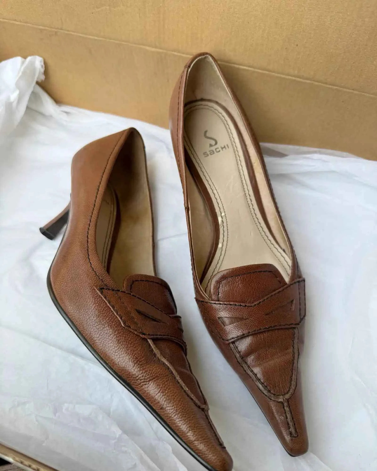 Brown Leather Pointed Toe Kitten Heels