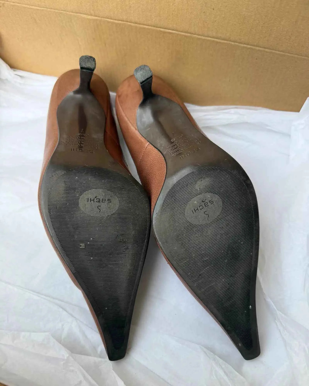 Brown Leather Pointed Toe Kitten Heels