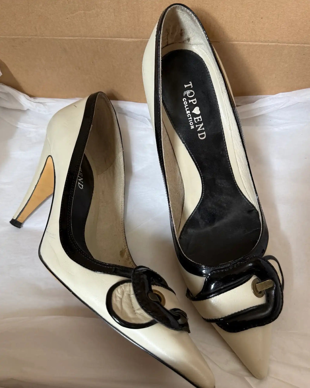 Cream Black Vintage Pointed Heels