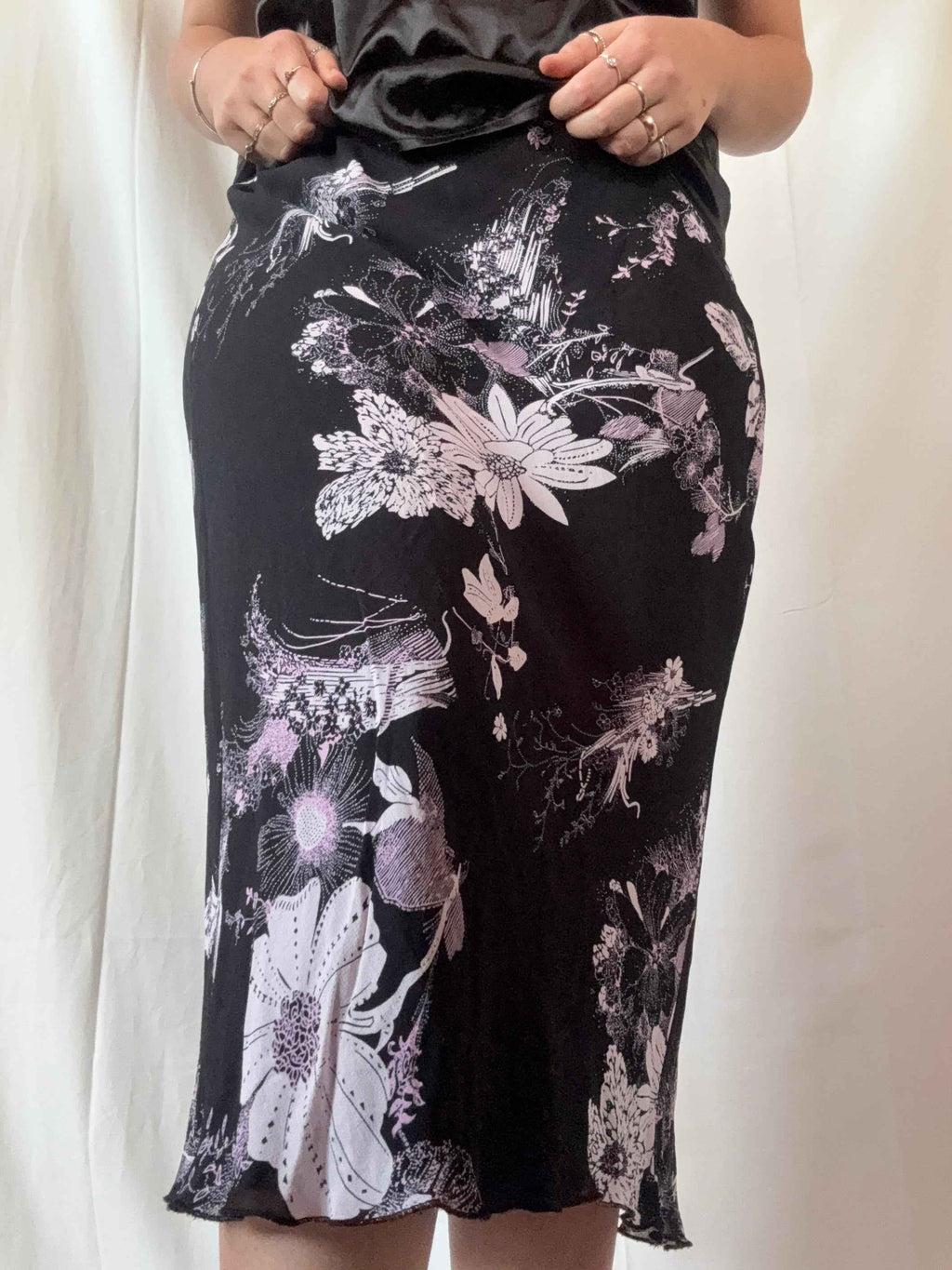 90s Black and Pink Floral Maxi Skirt | Size 14