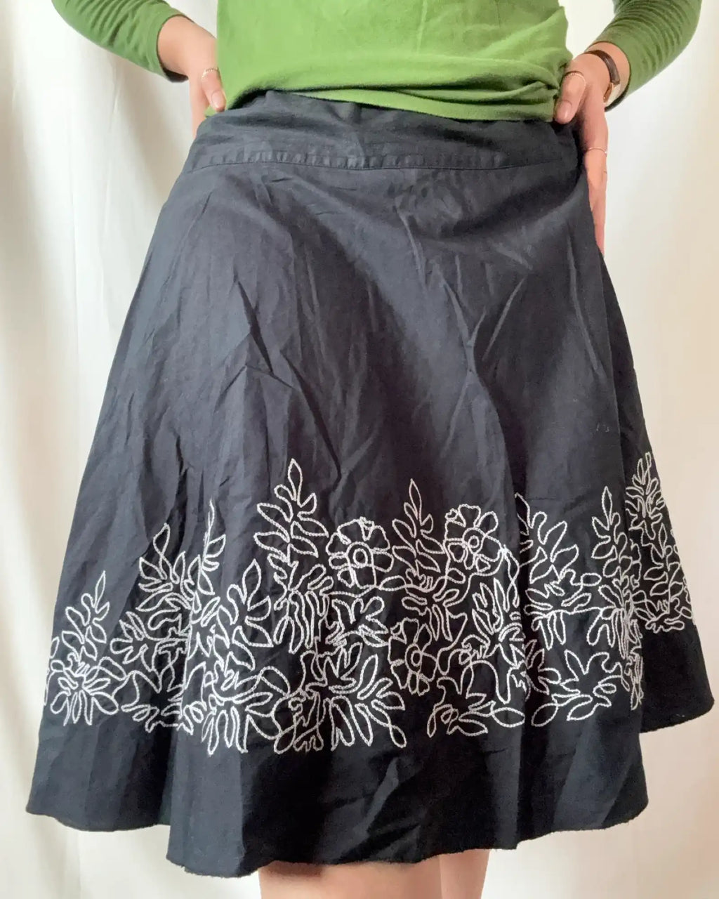 Black Flowy Midi Skirt with Flower Details