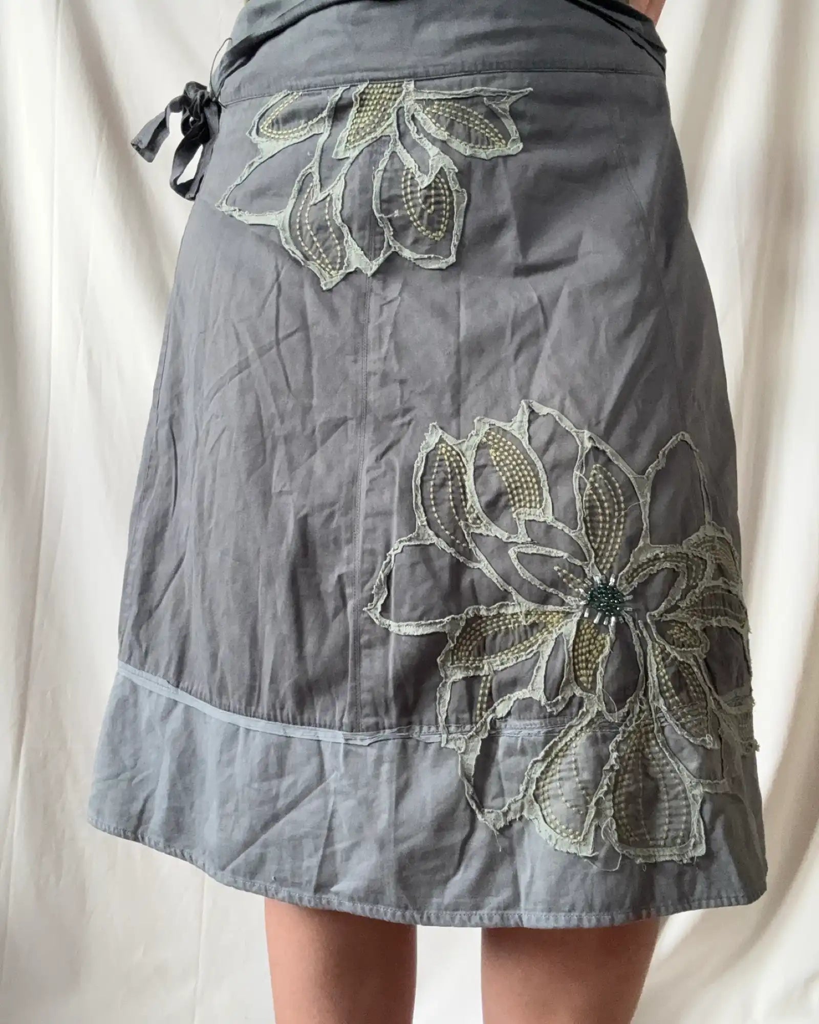 Grey Midi Skirt with Grey Flower Design