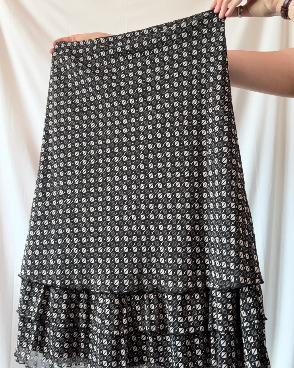 Black and Beige Mesh Patterned Skirt