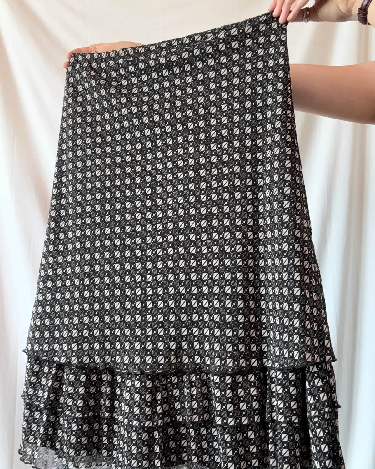 Black and Beige Mesh Patterned Skirt