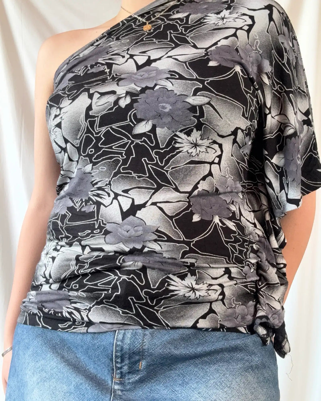 CKM Stretchy Off The Shoulder Floral Top