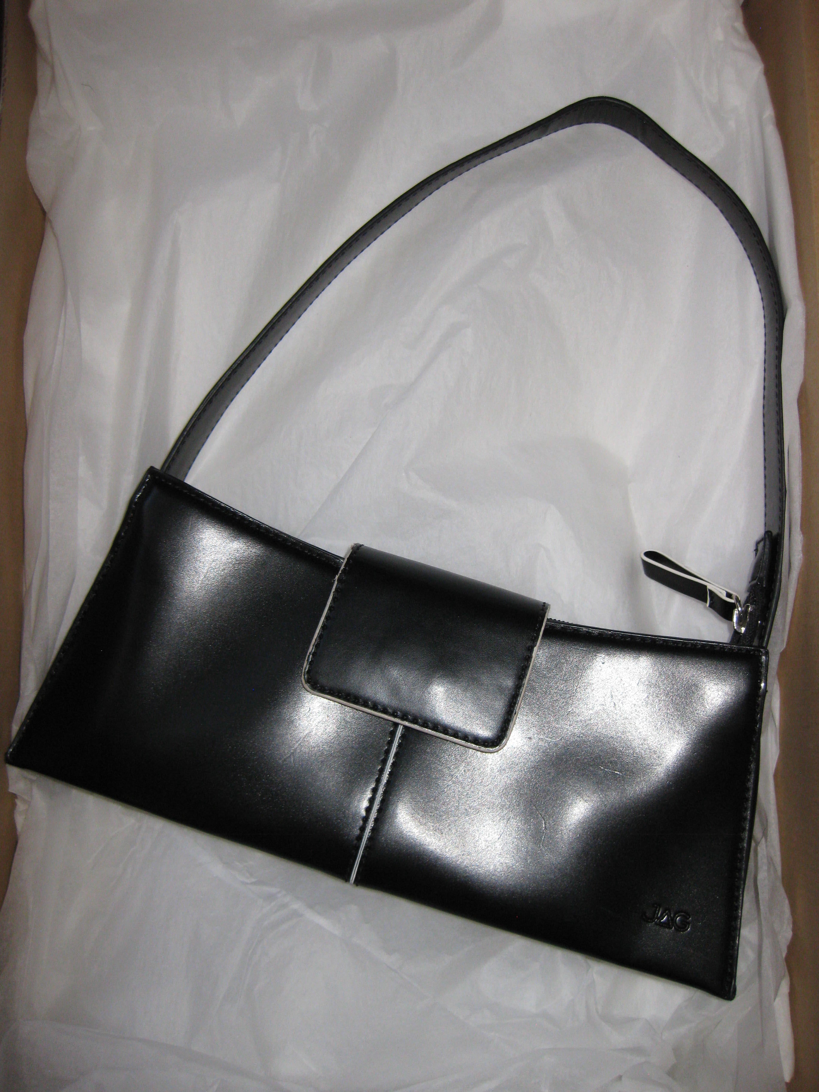 Jag brand black and white handbag