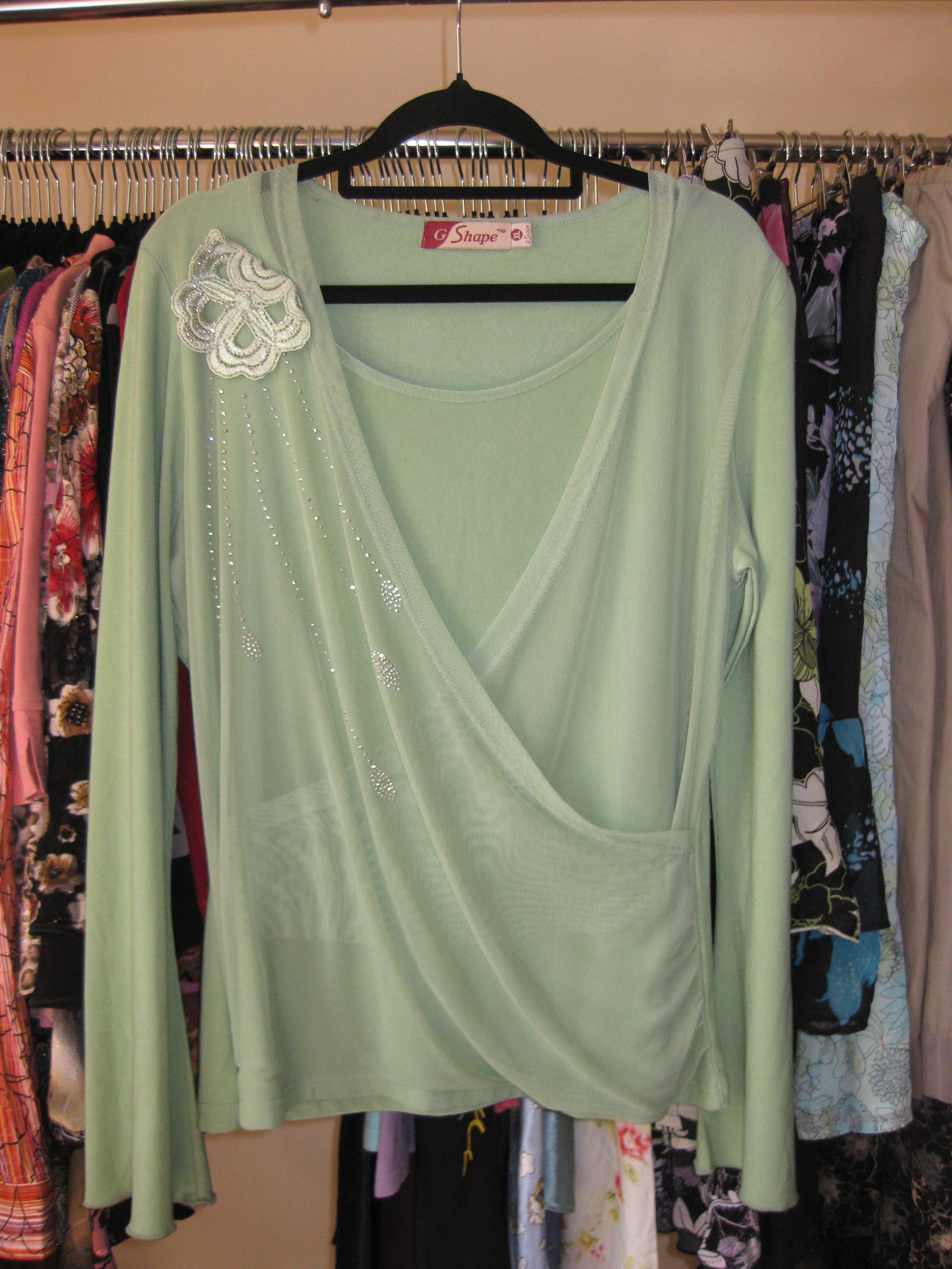 Vintage 90s flowy green fairycore top, size XL